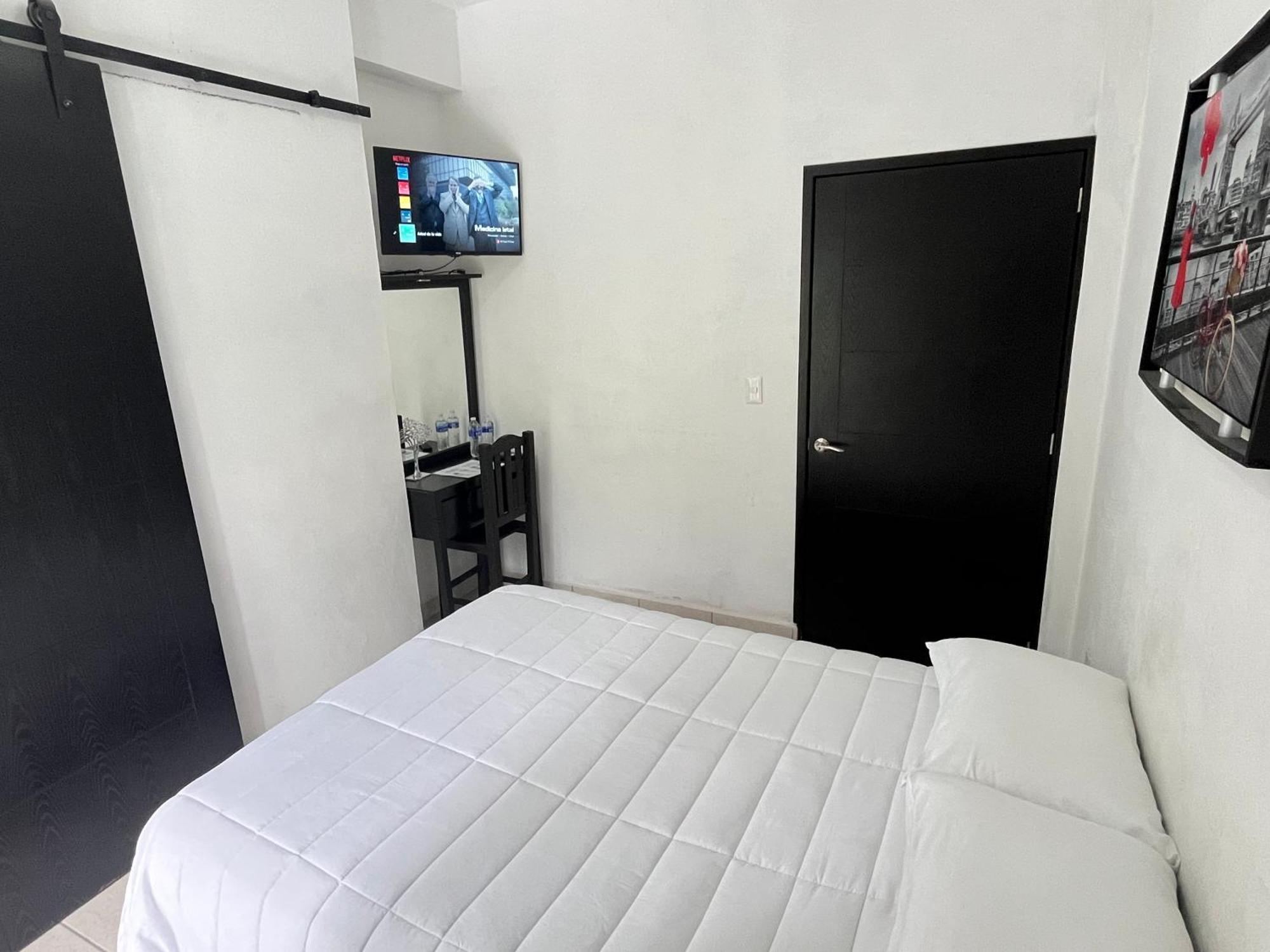 Hotel Boutique Arbol De La Vida แท็กซ์โก เด อลาร์คอน ภายนอก รูปภาพ