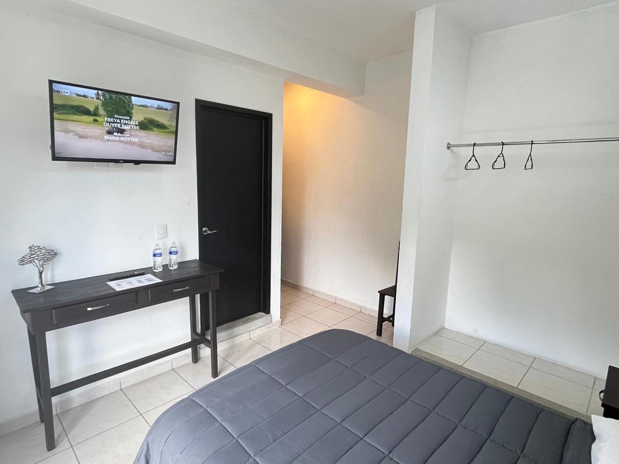 Hotel Boutique Arbol De La Vida แท็กซ์โก เด อลาร์คอน ภายนอก รูปภาพ